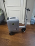 Airwheel愛爾威電動(dòng)行李箱可騎行拉桿箱可坐可代步鋁框箱包20英寸登機(jī)箱 曬單實(shí)拍圖