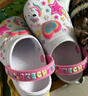 Skechers斯凱奇商場同款女童休閑一腳蹬洞洞鞋夏季新款閃燈涼拖鞋308406L 白色/多彩色/WMLT 35 曬單實拍圖