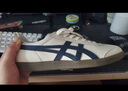 Onitsuka Tiger鬼塚虎TOKUTEN夏季男女復(fù)古德訓(xùn)鞋休閑鞋 米色/深藍色 37.5 曬單實拍圖