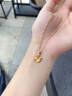 老鳳祥黃金項(xiàng)鏈女士足金三生有杏純金吊掛墜七夕情人節(jié)禮物送女朋友老婆 【閃電發(fā)貨】三生有杏吊墜約0.7g 曬單實(shí)拍圖