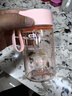 富光塑料水杯BB杯子女生夏季高顏值便攜簡(jiǎn)約隨行可愛(ài)泡茶杯家用耐熱 蜜桃粉【茶隔+精準刻度】370ml 曬單實(shí)拍圖