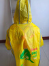 奧特曼EVA兒童雨衣男女大童大書包位升級拉鏈雙層透明帽檐小孩學生雨披 505-1黃色(雙帽檐+拉鏈+按扣 XL碼(126-135CM身高) 曬單實拍圖