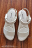 奧康女鞋夏季新款軟底媽媽鞋真皮舒適通勤平底防滑時(shí)裝一字帶涼鞋女 米白色 36 曬單實(shí)拍圖