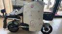 燊動電動車擋風(fēng)被夏季電瓶車防曬罩護(hù)肩帶坐墊透氣加大內(nèi)里斗篷款 米色小恐龍 曬單實拍圖