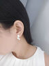 KRISTEN JUDI不對(duì)稱花朵耳環(huán)女銀針新款耳釘精致甜美高級(jí)感微鑲耳飾送女友禮物 實(shí)用紀(jì)念日情人節(jié)異地戀浪漫禮盒 金色森系輕奢耳環(huán)送老婆實(shí)用禮物 曬單實(shí)拍圖