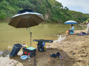 KGWD KONG GOU WU DAO 空鉤悟道全遮光釣魚傘 雙彎萬向防雨新款釣魚遮陽傘防曬垂釣傘 2.4米 藍(lán)色+六代傘桿 曬單實(shí)拍圖