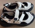 FILA FUSION斐樂瑪麗珍涼鞋女鞋夏涼拖魔術(shù)貼海螺沙灘鞋子 微白/黑-WB 37.5 曬單實(shí)拍圖