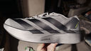 阿迪達(dá)斯 （adidas）男鞋 秋季新款 ADIZERO BK 輕便緩震透氣回彈專業(yè)競(jìng)速跑步運(yùn)動(dòng)鞋 JP6528/黑色/白/深灰 44 曬單實(shí)拍圖
