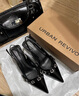 URBAN REVIVO2025春季新款女士金屬飾小貓跟空鞋UAWS50024 黑色 38 曬單實(shí)拍圖