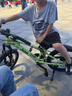 Jeep吉普J(rèn)eep兒童自行車6-10歲男孩女孩學(xué)生車中大童變速山地車-星耀 新款R200-21速輻條輪-萌新綠 20寸（適合身高1.25m-1.5m） 曬單實拍圖