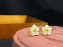老鳳祥 輕奢國(guó)風(fēng)和田玉耳釘女花朵銀耳環(huán)耳飾生日七夕情人節(jié)禮物送女友 【京東八倉(cāng)發(fā)貨】*當(dāng)/次日達(dá)-和田玉花朵耳釘 曬單實(shí)拍圖