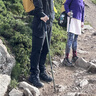 迪卡儂登山杖戶(hù)外爬山裝備伸縮徒步神器老人裝備扶手輕便手杖 MT100 - 單根【彈扣調節款】綠色-拐杖型把手 曬單實(shí)拍圖