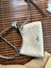 蔻馳（COACH）【品牌直供】LAUREL女士小號HOBO手提單肩流浪包 沙黃色拼灰褐色 曬單實(shí)拍圖