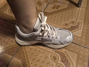 美津濃（MIZUNO）男女跑步運(yùn)動鞋 緩震透氣 網(wǎng)面拼接 反光標(biāo)識 RACER S 曬單實(shí)拍圖