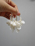 妙奕嘉海邊度假風耳環(huán)女2025新款花朵超仙耳飾夸張拍照高級感氣質耳圈 白色繁花耳環(huán)一對 曬單實拍圖