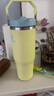 STANLEY拎拎杯吸管杯水杯保溫杯不銹鋼杯子大容量辦公車(chē)載887ML-柚黃 曬單實(shí)拍圖