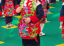 曇蓓漫東北大花布兒童圍裙繪畫畫幼兒園小孩廚師工作服學(xué)生書法烘焙圍裙 兒童圍裙套裝 3件 套 （圍裙1件+頭巾1個+套袖1對) 曬單實拍圖