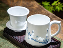 漢茗景德鎮(zhèn)高端白瓷玲瓏茶水分離杯伴手禮送辦男士辦公陶瓷泡茶杯個人 玄杯承梅-青花玲瓏茶漏杯-禮盒裝 曬單實拍圖