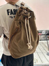BOY CLN品牌 雙肩包男 做舊帆布旅行包時尚潮流復古機車包休閑運動健身背包大容量15吋抽繩水桶包 卡其色 曬單實拍圖
