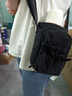 察今2025新款輕便手機包學(xué)生水壺包休閑戶(hù)外斜挎包水杯包旅行小包包女 輕便手機包【黑色】可裝水壺 曬單實(shí)拍圖
