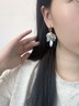 Qlady花瓣獨(dú)特漂亮藍(lán)色耳飾女耳釘夏天耳環(huán)2025新款高級(jí)感輕奢耳墜禮物 藍(lán)色 曬單實(shí)拍圖