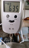 凱豐 手提電子秤手提秤便攜式高精度家用快遞稱彈簧秤稱重食物行李稱 【充電款】銀灰色+快充線50kg5g 曬單實拍圖