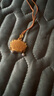 六福珠寶 黃金鳳冠一冠鳳熙手工點(diǎn)羽珍珠足金吊墜 計價(jià) 約13.11克 曬單實(shí)拍圖