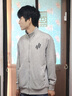 名創(chuàng)優(yōu)品（MINISO）灰色夾克男外套秋季新款高級感重磅針織開衫工裝上衣男士休閑衣服 淺灰色(m斜線紋理胸標(biāo)) XL /180(體重140-160斤) 曬單實(shí)拍圖