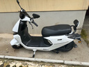 加州豹新款電動(dòng)摩托車(chē)60V72V長(cháng)續航大功率碟剎NFC電動(dòng)車(chē)電動(dòng)摩托車(chē)男女士代步踏板車(chē)電摩機車(chē)兩輪外賣(mài)車(chē) 納米白+雙碟剎+NFC+智能APP+音響 72V26.2A黑金石墨烯技術(shù)電池 曬單實(shí)拍圖