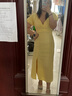 UR2025夏季新款女裝度假風(fēng)V領(lǐng)鏤空系帶開(kāi)衩連衣裙UWG750067 淺黃 (領(lǐng)口偏低) L 曬單實(shí)拍圖