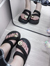 蠻丂夾腳拖鞋女外穿時(shí)尚百搭休閑厚底增高防滑沙灘涼鞋女黑色配裙子 厚底沙灘夾趾拖鞋黑色36碼 曬單實(shí)拍圖