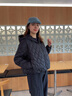 波司登（BOSIDENG）2025新款輕薄羽絨服女短款90絨連帽菱格保暖防風(fēng)外套B250135316 夜空黑8F44 M 165/88A 體重約125-140斤 曬單實(shí)拍圖