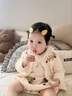 班喜迪嬰兒衣服秋裝嬰幼兒針織毛衣連體衣春秋女寶寶包屁衣套裝外出爬服 米色 90 曬單實(shí)拍圖