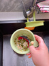 暢印廚房水槽垃圾過濾網(wǎng)瀝水籃剩飯剩菜食物殘?jiān)^濾籃水池垃圾濾水籃 綠色1個(gè)【按壓開蓋/免臟手】 曬單實(shí)拍圖