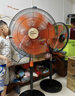 皓彩電風(fēng)扇工業(yè)風(fēng)扇落地扇家用立式大功率大風(fēng)力強力搖頭電扇商用工廠(chǎng)車(chē)間客廳風(fēng)扇鋁扇葉 【同步電機搖頭 粗直桿】20寸鋁扇葉五檔風(fēng)力 曬單實(shí)拍圖