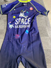 美津濃（MIZUNO）兒童泳衣男連體短袖沖浪服學(xué)生訓(xùn)練速干溫泉游泳裝A1405星球140 曬單實(shí)拍圖