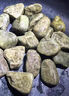 DOLD天然緬甸翡翠原石賭石毛料手鐲料開(kāi)窗料玉石冰種陽(yáng)綠擺件掛件手鏈 500g左右2-3塊 曬單實(shí)拍圖