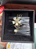Jay胸針高檔女氣質(zhì)胸花配飾禮盒送長(zhǎng)輩送媽媽生日禮物七夕情人節(jié)禮物 曬單實(shí)拍圖