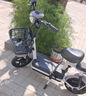 飛鴿 FG FLYING PIGEON電動(dòng)車(chē)新國(guó)標(biāo)電動(dòng)車(chē)自行車(chē)男女成人電瓶車(chē)超長(zhǎng)續(xù)航小型兩輪通勤代步電單車(chē) 炫酷黑【全國(guó)聯(lián)保 終身售后】 【鉛酸】12A天能/超威-助力續(xù)航80公里 曬單實(shí)拍圖