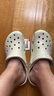 crocs男鞋女鞋明星款洞洞鞋透氣耐磨拖鞋防水輕便休閑鞋沙灘鞋10001 骨白色-2Y2 白敬亭同款 41 -42(260mm) 曬單實拍圖