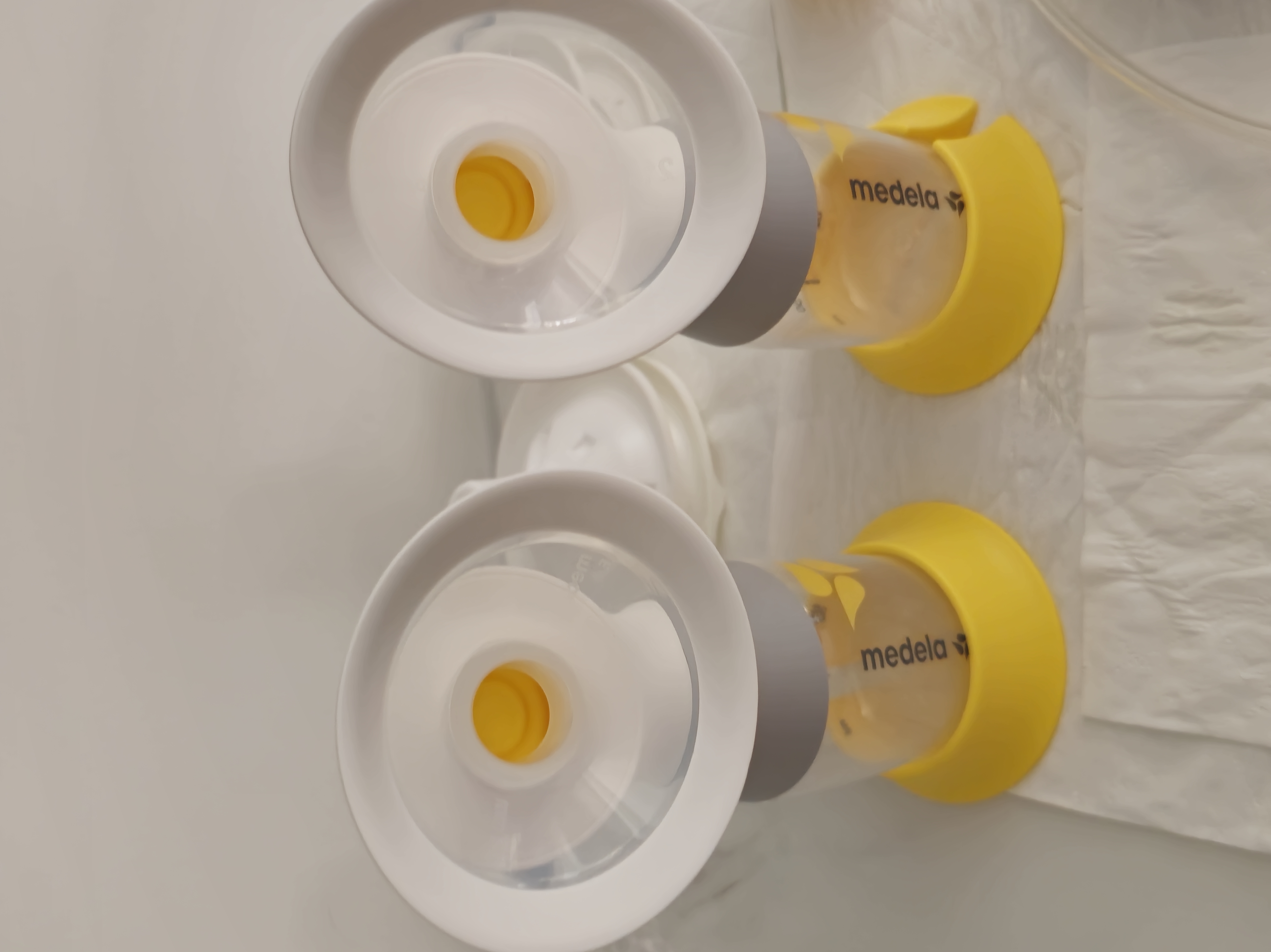 美德樂（Medela）吸奶器防逆流舒適按摩 藍(lán)牙小程序 電動(dòng)雙邊吸乳器絲韻翼·智能版 曬單實(shí)拍圖