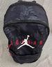 Jordan耐克AJ喬丹雙肩學(xué)生書(shū)包簡(jiǎn)約涂鴉大容量隔層雙肩包背包 曬單實(shí)拍圖