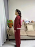 桂依鳥(niǎo)媽媽裝春秋裝中老年女裝運(yùn)動(dòng)套裝2025新款40-60歲洋氣休閑兩件套 安哥拉紅 上衣+褲子 3XL 推薦120-135斤 曬單實(shí)拍圖