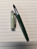 【開(kāi)學(xué)必備】?jì)?yōu)尚（OASO）鋼筆高端禮盒莫蘭迪暮光綠 鋼琴亮漆中性簽字筆墨水筆禮盒A8119F明尖 曬單實(shí)拍圖