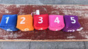 風(fēng)行者沙包兒童丟沙包數(shù)字小學(xué)生幼兒園專用加厚小沙包布袋投擲游戲道具 【6只裝】混色-數(shù)字沙包-蕎麥殼 曬單實拍圖