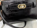 CHARLES&KEITH鱷魚(yú)紋凱莉包手提斜挎婚包包女包生日禮物CK2-50270880-1 Black黑色 S 曬單實(shí)拍圖