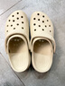 crocs卡駱馳厚底云朵洞洞鞋|206750 骨白色-2Y2 37/38(240mm) 曬單實拍圖