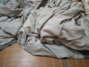 雅鹿·自由自在 抗菌纖維空調(diào)被春秋夏涼被子夏季150x200cm 淺灰 曬單實拍圖