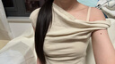 INSISFEMME【松弛感通勤】亞麻棉2025夏新款單肩扭結(jié)小飛袖修身多穿領(lǐng)T恤女 莫斯科白 S 曬單實(shí)拍圖
