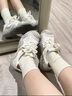 COSMICKISS登山鞋女跑步軟底運動鞋透氣小白鞋減震舒適網(wǎng)面跑步休閑鞋春秋夏 米白色【36碼】 曬單實拍圖